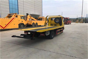 宁津非事故拖车